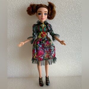 Disney Descendants 2 DIZZY Isle of the Lost Fashion Doll